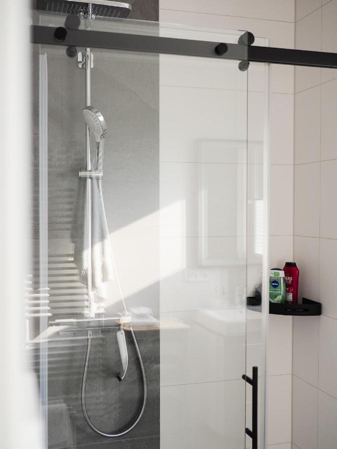 Moderne Ferienwohnung Mit Seeblick & Terrasse 96Qm Grossraschen Εξωτερικό φωτογραφία